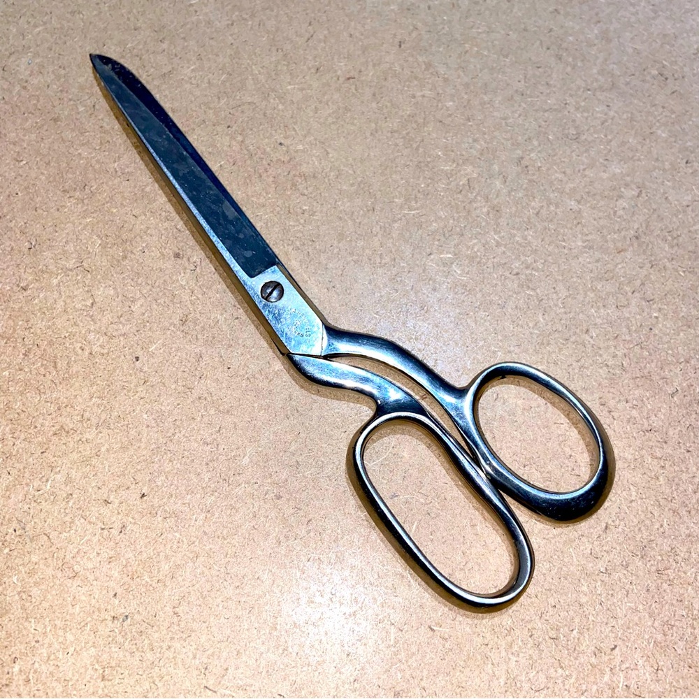 VINTAGE J.A. HENCKELS SOLINGEN Twinworks Polished Scissors Shears Germany 8”